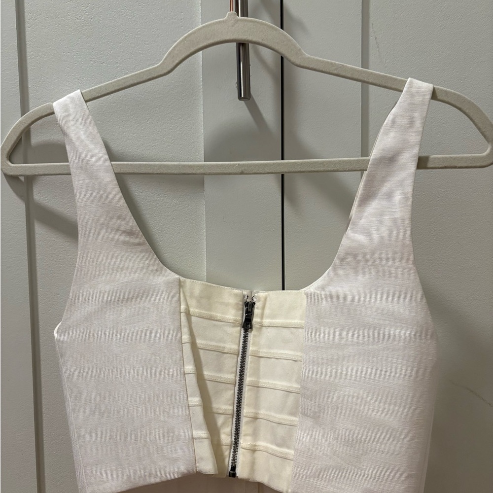 Alice + Olivia White Corset Top - Picture 6 of 7
